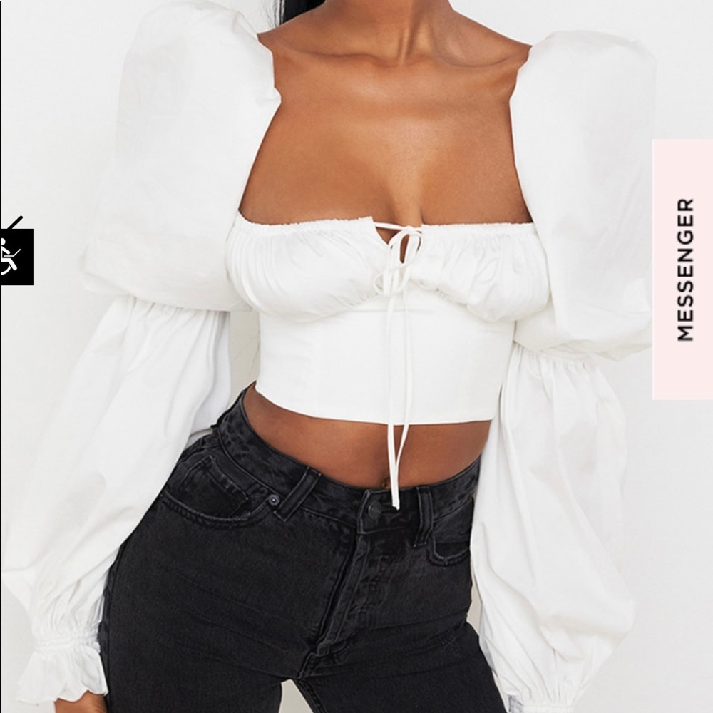 New House of CB top. Size small. Never worn & tags attached.